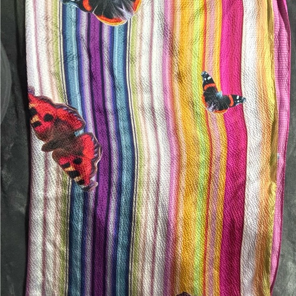 Ted Baker silk tube style cape/shawl with vibrant butterfly & floral print. - Picture 4 of 6